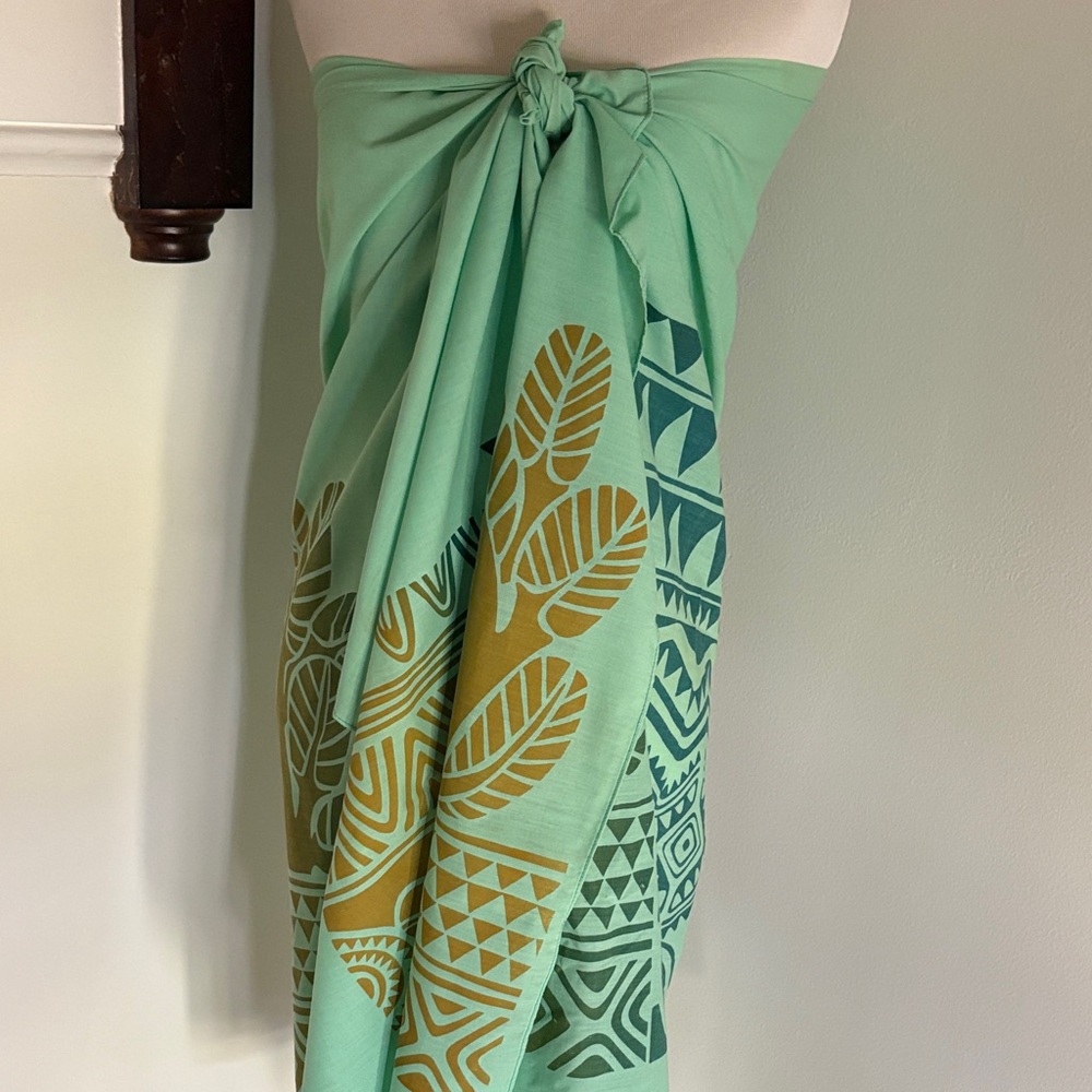 Vintage Aqua Swim Sarong/Sari with Teal and Gold Geometric Print - Picture 4 of 15